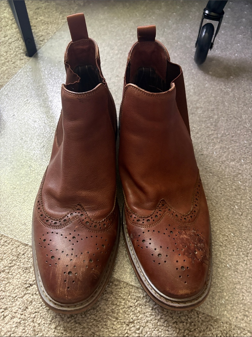 Florsheim Leather Wingtip Chelsea Boots - Picture 2 of 6